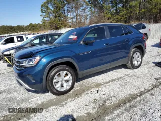 2020 Volkswagen Atlas S with VIN 1V2AC2CA8LC225330, listed as a Copart auction lot 42373235 with 100,470 mi miles and Clean title. Bid and sale history available at DreamBid. Image 1.