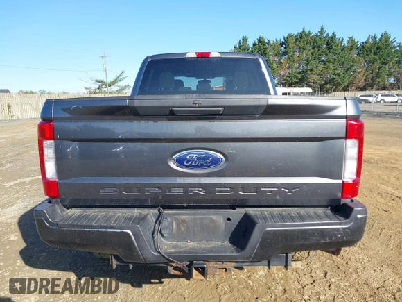 2018 Ford Super Duty F-250 SRW XL with VIN 1FT7W2B64JEC34849, listed as a IAAI auction lot 41970883 with 191,631 mi miles. Bid and sale history available at carsss.com. Image 16.