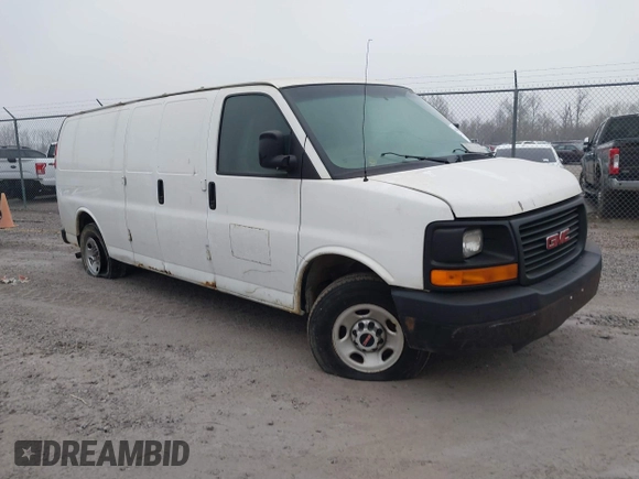 2007 GMC Savana Cargo Van with VIN 1GTGG29V771108284, listed as a IAAI auction lot 41483293 with 253,294 mi miles. Bid and sale history available at carsss.com. Image 1.