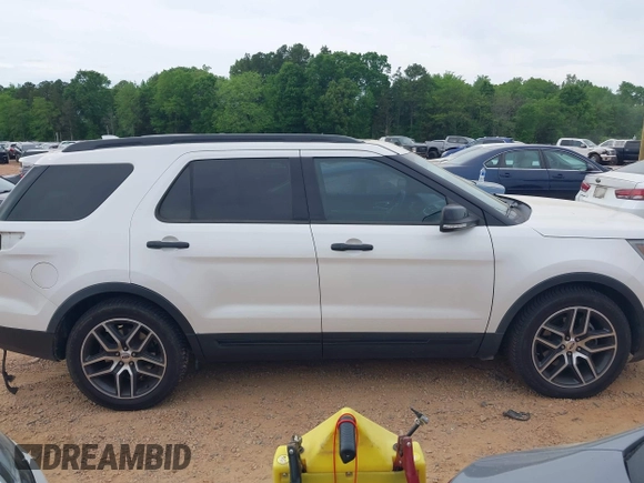 2016 Ford Explorer Sport with VIN 1FM5K8GT1GGB31627, listed as a IAAI auction lot 42076858 with 114,505 mi miles and . Bid and sale history available at carsss.com. Image 13.