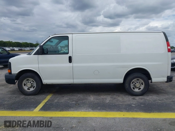 2014 Chevrolet Express Cargo Van with VIN 1GCWGFFA2E1111014, listed as a IAAI auction lot 42190194 with 97,172 mi miles. Bid and sale history available at carsss.com. Image 14.