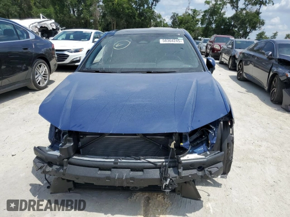2025 Toyota Camry LE z VIN 4T1DAACK9SU000961, wystawiony jako Copart lot #58364245 z przebiegiem 11 465 mil mil oraz Szkoda całkowita • Salvage title. Historia ofert i sprzedaży dostępna na DreamBid. Obrazek 5.