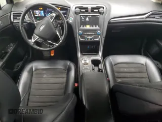 2018 Ford Fusion SE with VIN 3FA6P0HD0JR251640, listed as a Copart auction lot 52730585 with 183,356 mi miles and Clean Title. Bid and sale history available at carsss.com. Image 8.