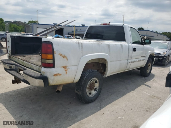 2004 GMC Sierra 2500HD Work Truck with VIN 1GTHC24U94E220345, listed as a Copart auction lot 74380374 with 219,059 mi miles and Salvage Title. Bid and sale history available at carsss.com. Image 3.