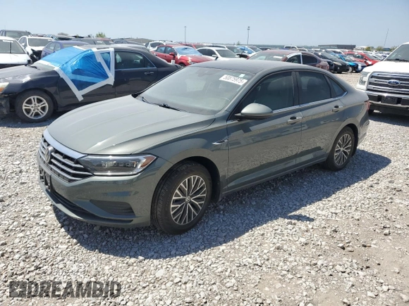 2019 Volkswagen Jetta SEL z VIN 3VWE57BU6KM035753, wystawiony jako Copart lot #50875975 z przebiegiem 93 648 mil mil oraz Szkoda całkowita • Salvage title. Historia ofert i sprzedaży dostępna na DreamBid. Obrazek 1.
