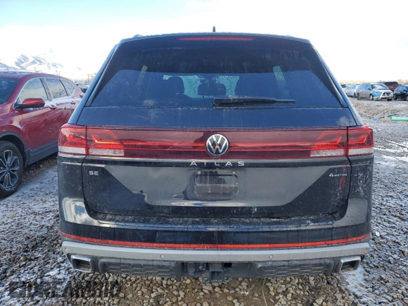 2024 Volkswagen Atlas Peak Edition SE with VIN 1V2CR2CA8RC570034, listed as a Copart auction lot 45377275 with 26,557 mi miles and Salvage title. Bid and sale history available at DreamBid. Image 6.