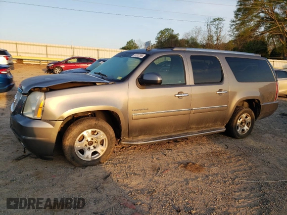2012 GMC Yukon XL Denali with VIN 1GKS2MEF8CR200877, listed as a Copart auction lot 53282365 with 267,265 mi miles and Salvage Title. Bid and sale history available at carsss.com. Image 1.