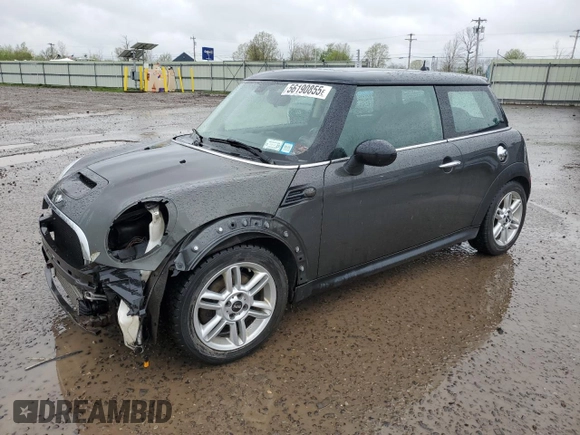 2013 MINI Hardtop S with VIN WMWSV3C50DT477984, listed as a Copart auction lot 56190855 with 98,878 mi miles and Salvage Title. Bid and sale history available at DreamBid. Image 1.