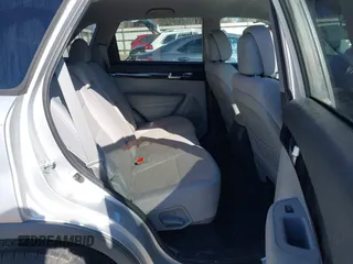 2015 Kia Sorento LX with VIN 5XYKT4A77FG548874, listed as a IAAI auction lot 41650301 with 111,113 mi miles. Bid and sale history available at carsss.com. Image 8.