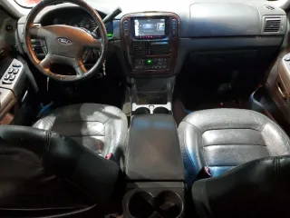 2005 Ford Explorer Limited z VIN 1FMZU75W85UA42784, wystawiony jako Copart lot #85839664 z przebiegiem 233 851 mil mil oraz Szkoda całkowita • Salvage title. Historia ofert i sprzedaży dostępna na DreamBid. Obrazek 8.