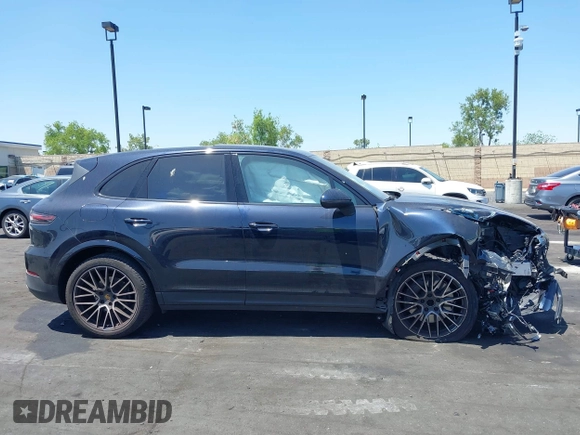 2019 Porsche Cayenne S z VIN WP1AB2AY9KDA64014, wystawiony jako IAAI lot #42294005 z przebiegiem Nie podano mil oraz . Historia ofert i sprzedaży dostępna na DreamBid. Obrazek 14.