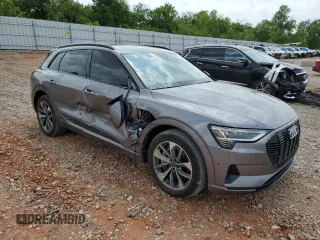 2021 Audi e-tron Premium Plus with VIN WA1LAAGE2MB020871, listed as a Copart auction lot 58136355 with 35,562 mi miles and Salvage title. Bid and sale history available at DreamBid. Image 4.
