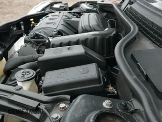 2013 MINI Hardtop with VIN WMWSU3C59DT548635, listed as a IAAI auction lot 42176999 with 111,357 mi miles and . Bid and sale history available at DreamBid. Image 13.