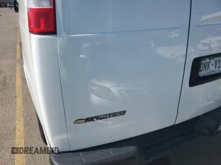 2021 Chevrolet Express Cargo with VIN 1GCWGAFP2M1303233, listed as a IAAI auction lot 42731173 with 57,034 mi miles and . Bid and sale history available at DreamBid. Image 14.