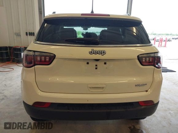 2018 Jeep Compass Latitude with VIN 3C4NJCBB3JT502380, listed as a IAAI auction lot 42144953 with Not provided miles and . Bid and sale history available at DreamBid. Image 15.