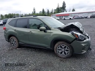 2020 Subaru Forester Premium with VIN JF2SKAJCXLH486602, listed as a IAAI auction lot 42291584 with 25,883 mi miles and . Bid and sale history available at DreamBid. Image 13.