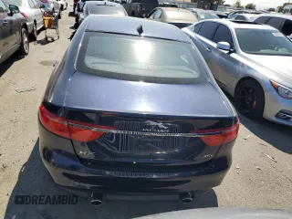 2016 Jaguar XF 35t Premium with VIN SAJBD4BV0GCY21512, listed as a Copart auction lot 66726984 with 129,346 mi miles and Salvage Title. Bid and sale history available at carsss.com. Image 6.