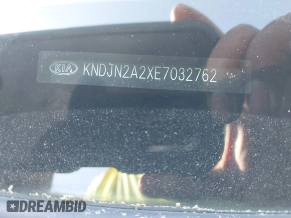 2014 Kia Soul with VIN KNDJN2A2XE7032762, listed as a IAAI auction lot 41876691 with 178,688 mi miles. Bid and sale history available at carsss.com. Image 9.