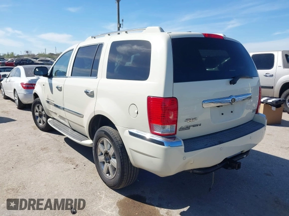 2008 Chrysler Aspen Limited z VIN 1A8HX58258F158451, wystawiony jako IAAI lot #41819591 z przebiegiem 173 482 mil mil oraz . Historia ofert i sprzedaży dostępna na DreamBid. Obrazek 3.