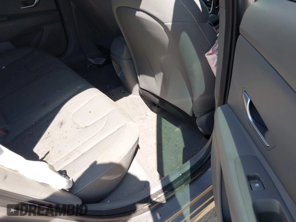 2024 Hyundai Elantra SEL with VIN KMHLM4DG9RU758372, listed as a IAAI auction lot 42165823 with 8,744 mi miles and . Bid and sale history available at DreamBid. Image 8.