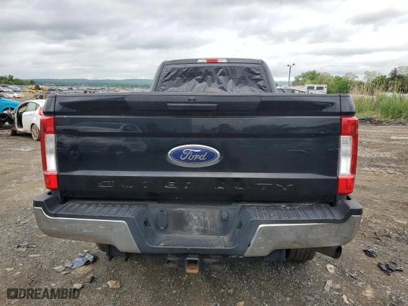 2018 Ford Super Duty F-250 SRW XL with VIN 1FT7X2B62JEC85876, listed as a Copart auction lot 53832614 with 203,769 mi miles. Bid and sale history available at carsss.com. Image 6.