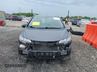 2019 Honda Fit LX z VIN 3HGGK5H40KM707419, wystawiony jako IAAI lot #42354063 z przebiegiem 48 197 mil mil oraz . Historia ofert i sprzedaży dostępna na DreamBid. Obrazek 12.