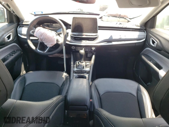 2022 Jeep Compass Latitude with VIN 3C4NJCBB5NT118932, listed as a Copart auction lot 55504443 with 11,152 mi miles and Salvage Title. Bid and sale history available at carsss.com. Image 8.