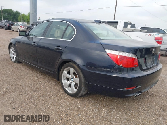 2008 BMW 5 Series 528i with VIN WBANU53568C113344, listed as a IAAI auction lot 41960354 with 194,459 mi miles and . Bid and sale history available at carsss.com. Image 3.