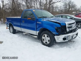 2014 Ford F-150 XL with VIN 1FTMF1CM4EKE36883, listed as a IAAI auction lot 41317737 with 50,667 mi miles. Bid and sale history available at carsss.com. Image 1.