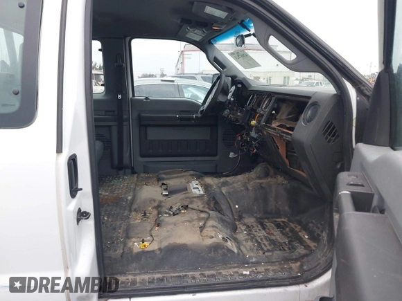 2011 Ford F-350 with VIN 1FT7X3AT9BEC25155, listed as a IAAI auction lot 42087821 with Not provided miles and . Bid and sale history available at DreamBid. Image 5.