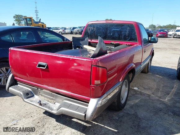 1994 GMC Sonoma SLS with VIN 1GTCS14W5RK505593, listed as a IAAI auction lot 41746602 with 195,456 mi miles. Bid and sale history available at carsss.com. Image 4.