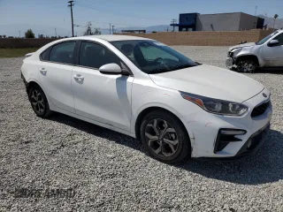 2021 Kia Forte LXS z VIN 3KPF24AD3ME375715, wystawiony jako Copart lot #59301265 z przebiegiem 110 303 mil mil oraz Szkoda całkowita • Salvage title. Historia ofert i sprzedaży dostępna na DreamBid. Obrazek 4.