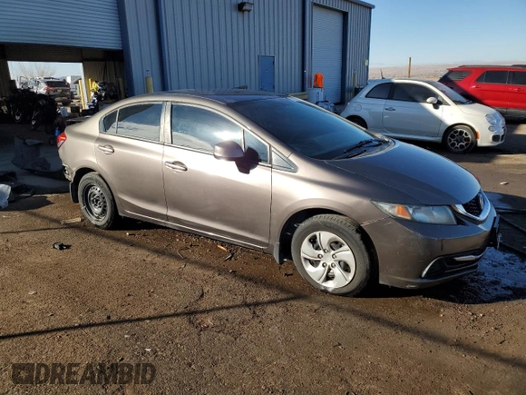 2013 Honda Civic LX z VIN 2HGFB2F55DH547318, wystawiony jako Copart lot #88117425 z przebiegiem 130 428 mil mil oraz Szkoda całkowita • Salvage title. Historia ofert i sprzedaży dostępna na DreamBid. Obrazek 4.