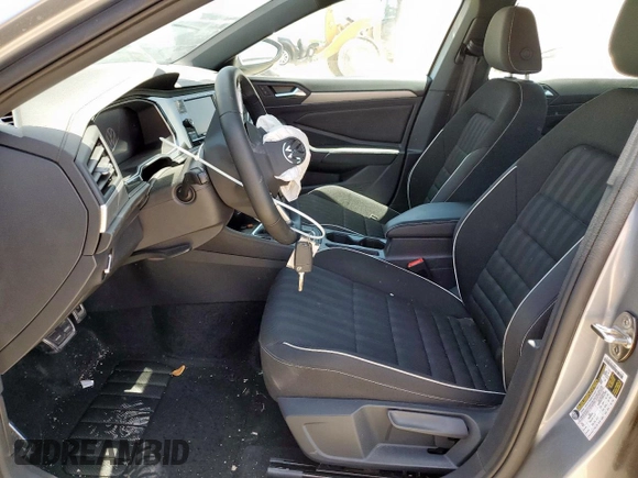 2024 Volkswagen Jetta Sport with VIN 3VWBM7BU8RM020963, listed as a Copart auction lot 64787685 with 3,544 mi miles and Salvage title. Bid and sale history available at DreamBid. Image 7.