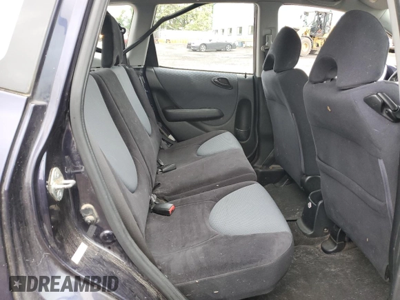 2008 Honda Fit Sport z VIN JHMGD386X8S038301, wystawiony jako Copart lot #56425215 z przebiegiem 131 050 mil mil oraz Szkoda całkowita • Salvage title. Historia ofert i sprzedaży dostępna na DreamBid. Obrazek 10.