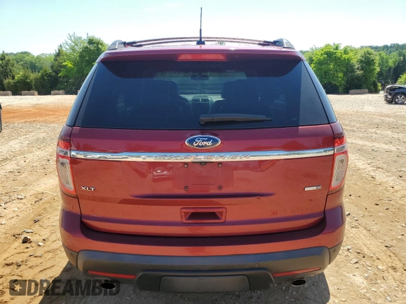 2014 Ford Explorer XLT z VIN 1FM5K8D80EGA03330, wystawiony jako Copart lot #54941325 z przebiegiem 341 672 mil mil oraz Szkoda całkowita • Salvage title. Historia ofert i sprzedaży dostępna na DreamBid. Obrazek 6.