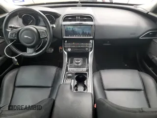 2019 Jaguar XE 25t Premium with VIN SAJAD4FX0KCP49257, listed as a Copart auction lot 87931355 with 72,014 mi miles and Salvage Title. Bid and sale history available at carsss.com. Image 8.