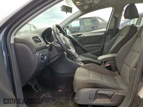2014 Volkswagen Golf TDI w/Sunroof & Nav z VIN WVWDM7AJ2EW000544, wystawiony jako Copart lot #59343995 z przebiegiem 128 421 mil mil oraz Szkoda całkowita • Salvage title. Historia ofert i sprzedaży dostępna na DreamBid. Obrazek 7.