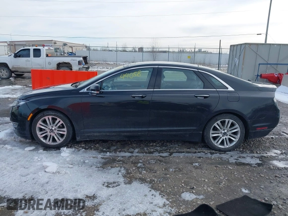 2016 Lincoln MKZ z VIN 3LN6L2JK8GR602793, wystawiony jako IAAI lot #41744058 z przebiegiem 105 234 mil mil oraz . Historia ofert i sprzedaży dostępna na DreamBid. Obrazek 14.
