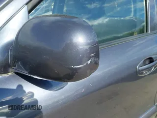 2005 Hyundai Santa Fe GLS с VIN KM8SC73D35U979953, выставлен на аукционе IAAI как лот 42269867 с пробегом 185 528 миль миль и . История ставок и продаж доступна на DreamBid. Изображение 14.