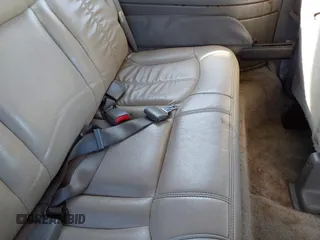 2001 GMC Yukon XL SLT with VIN 3GKEC16T81G149276, listed as a IAAI auction lot 41707537 with Not Provided miles. Bid and sale history available at carsss.com. Image 13.