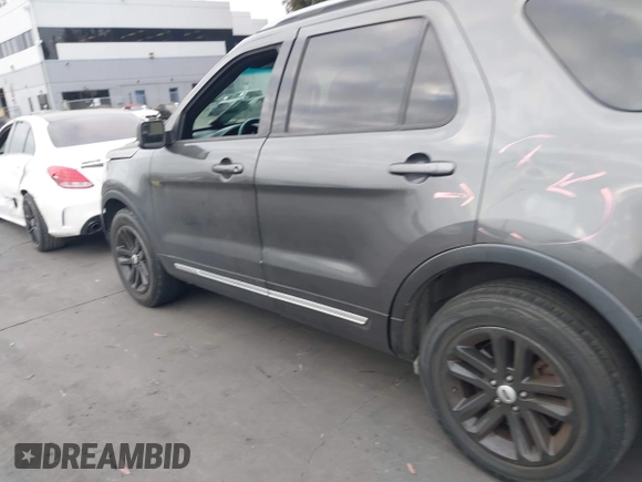 2016 Ford Explorer XLT with VIN 1FM5K7D80GGB72776, listed as a IAAI auction lot 42087605 with 97,416 mi miles and . Bid and sale history available at DreamBid. Image 14.