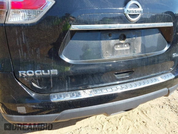 2015 Nissan Rogue SL with VIN 5N1AT2MV0FC879838, listed as a IAAI auction lot 42144778 with 200,965 mi miles. Bid and sale history available at carsss.com. Image 21.