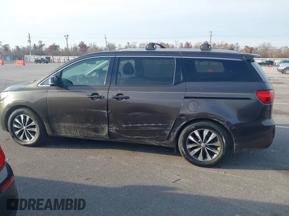 2016 Kia Sedona EX with VIN KNDMC5C1XG6159271, listed as a IAAI auction lot 41409277 with 95,696 mi miles. Bid and sale history available at carsss.com. Image 14.