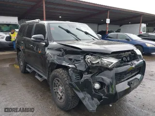 2020 Toyota 4Runner SR5 with VIN JTEBU5JR9L5745422, listed as a IAAI auction lot 41500603 with 58,926 mi miles. Bid and sale history available at carsss.com. Image 6.