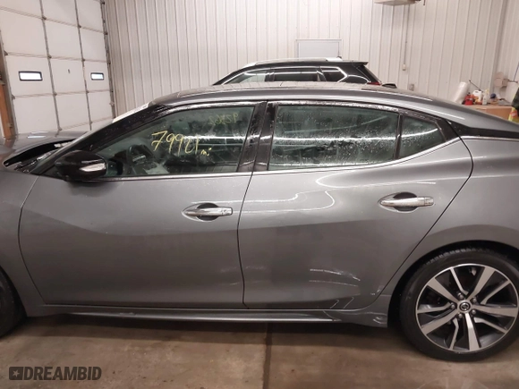 2020 Nissan Maxima SL with VIN 1N4AA6DV2LC377576, listed as a IAAI auction lot 41292362 with 79,921 mi miles. Bid and sale history available at carsss.com. Image 14.