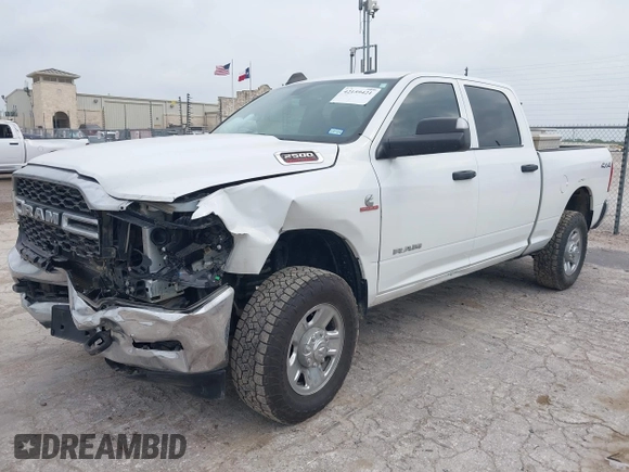 2022 Ram 2500 Tradesman with VIN 3C6UR5CL3NG130973, listed as a IAAI auction lot 42159421 with 156,800 mi miles. Bid and sale history available at carsss.com. Image 2.