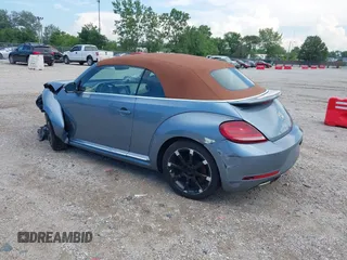 2019 Volkswagen Beetle S with VIN 3VW5DAAT2KM508489, listed as a IAAI auction lot 42539059 with Not provided miles and . Bid and sale history available at DreamBid. Image 3.