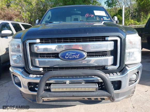 2015 Ford Super Duty F-250 SRW Lariat with VIN 1FT7W2BT6FEB68835, listed as a IAAI auction lot 41970738 with 376,238 mi miles. Bid and sale history available at carsss.com. Image 12.