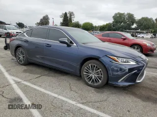2023 Lexus ES 350 with VIN 58ADZ1B13PU150596, listed as a Copart auction lot 55515215 with 20,314 mi miles and Salvage title. Bid and sale history available at DreamBid. Image 4.